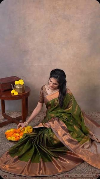 Royal Purple Soft Silk Floral Woven Saree